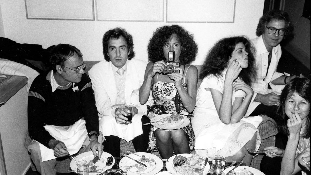 021 Morr 9780812988871 art r1