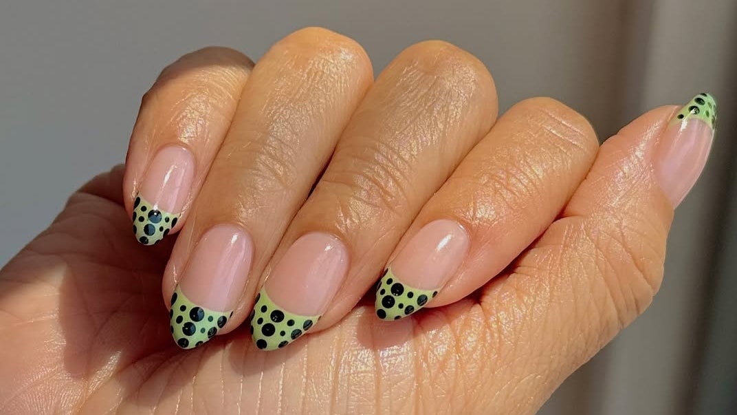 dots obsession ️ nails nailart nailarts naildesigner naildesigns nailtech spring springnails frenchnails frenchtipnails frenchmanicure